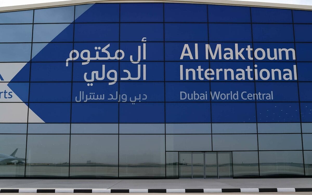 Planned Runway Closure at DWC – April 2025 | Important Advisory for Operators